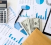 Dịch vụ và bán buôn tổng hợp